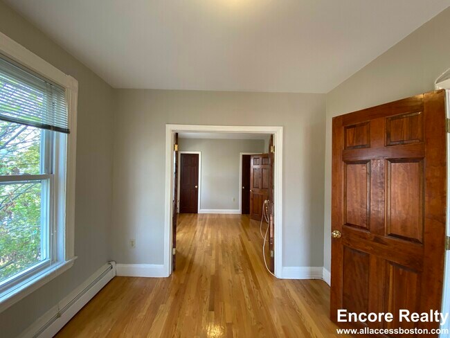 Foto del edificio - 350 Allston St