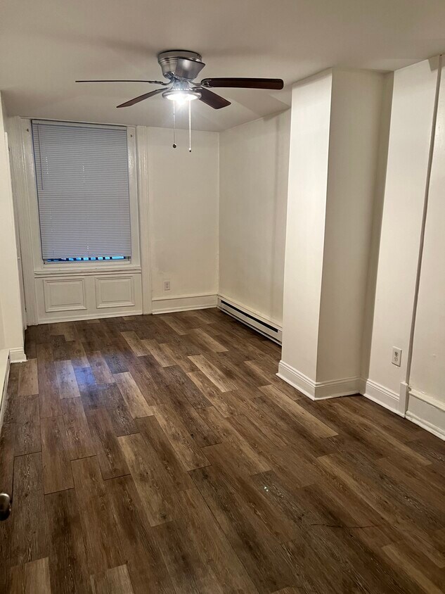 Foto principal - 1241 N 60th St