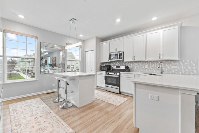 Building Photo - 1627 Sager Way