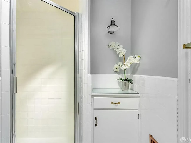 Photo - 38 Fredson Ct House