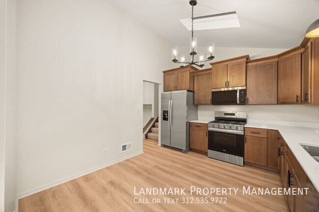 Foto del edificio - 409 Sara Ave