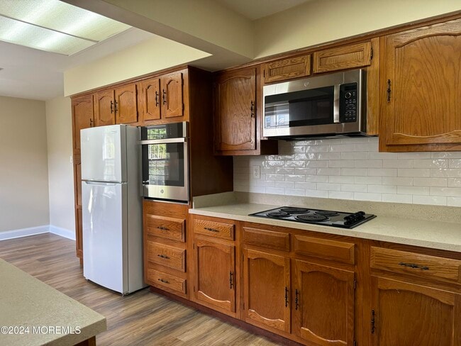 Building Photo - 417A Onset Ln