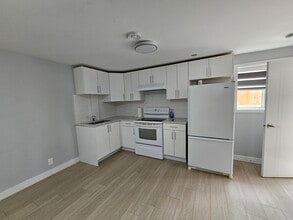Building Photo - 33347 Best Ave