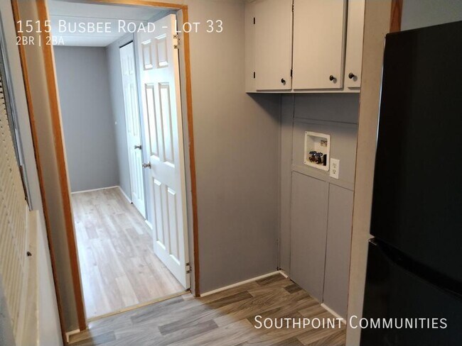 Foto del edificio - 1515 Busbee Rd