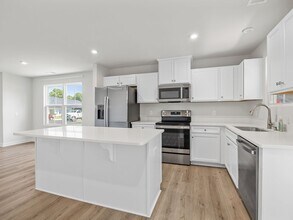 Building Photo - 901 Leyburn Ln
