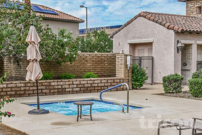 Building Photo - 12509 W Via Dona Rd