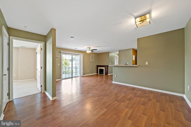 Building Photo - 12 Highbridge Ln
