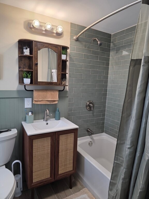 Foto del edificio - 1081 Main St