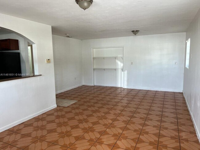 Foto del edificio - 3620 NW 210th Terrace
