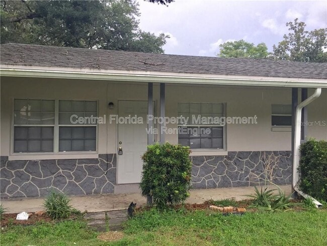 Building Photo - 2203 S Park Ave
