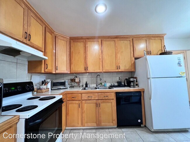 Building Photo - 3 br, 2 bath House - 1579 Tartarian Way