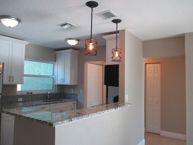 Building Photo - 4100 NE Indian River Dr