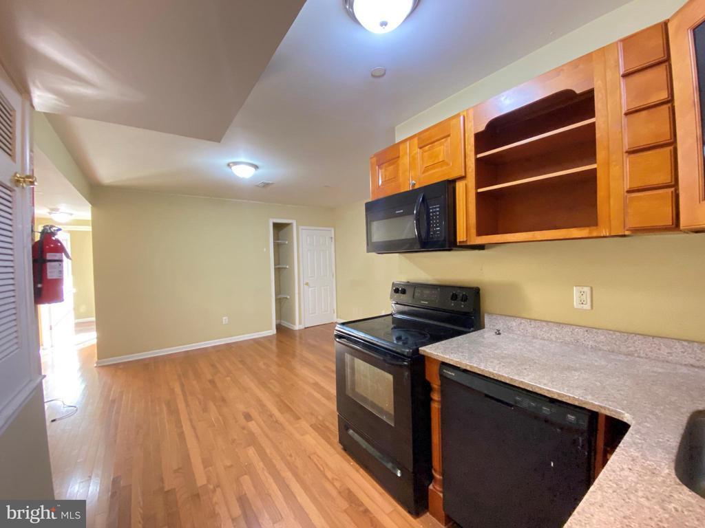 Foto principal - 1811 Cecil B. Moore Ave