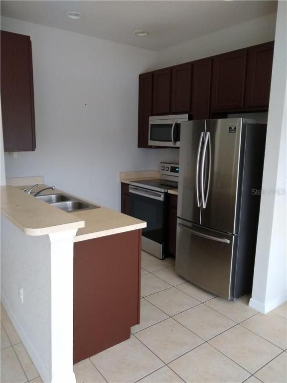 Foto del edificio - 2431 Caravelle Cir