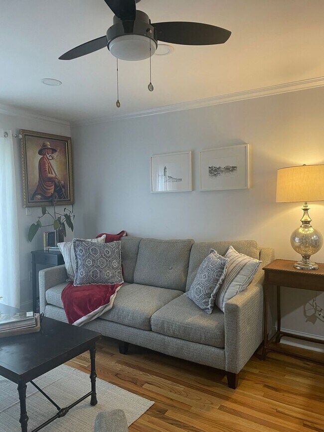 Foto del edificio - 3 Bedroom Apartment close to Hospitals and...