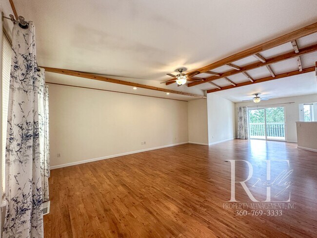 Foto del edificio - Rambler with 2-Car Garage, RV/Boat Parking...