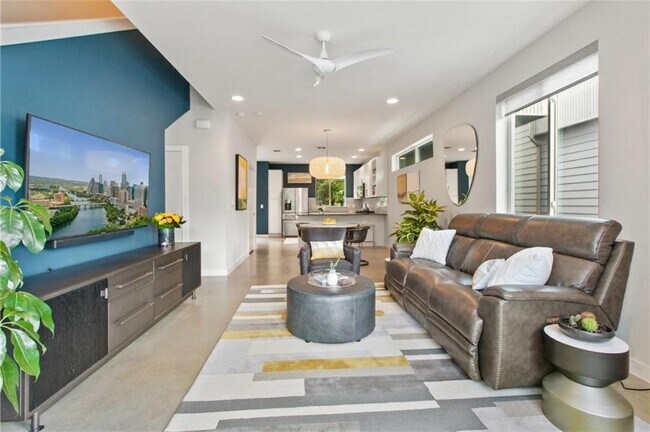 Building Photo - *Sophisticated and Modern Detached Condo H...