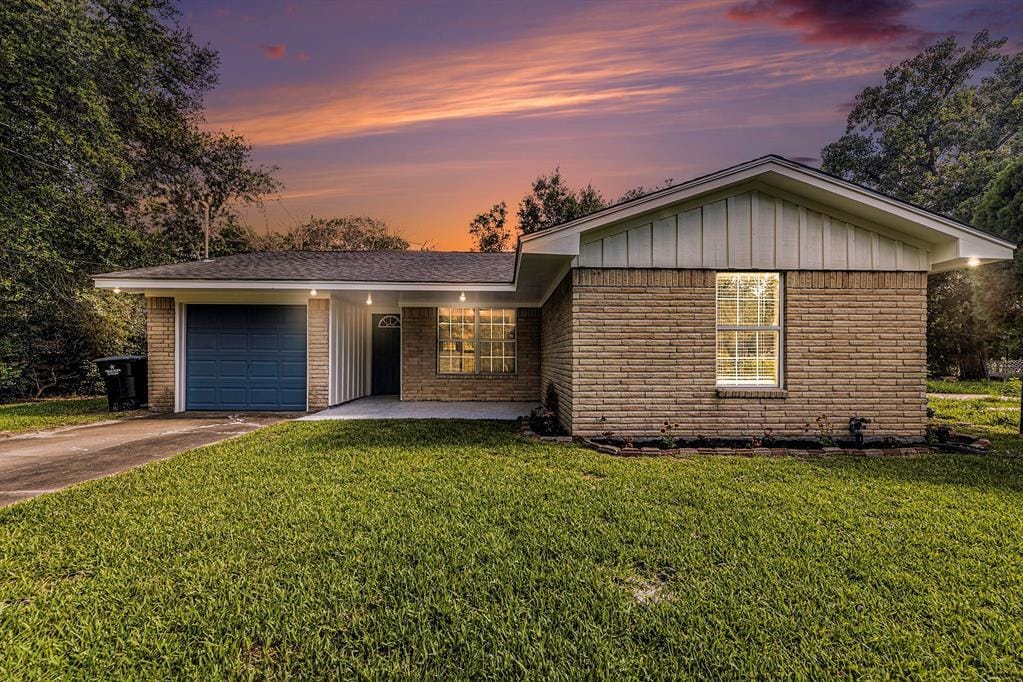 1026 Lobitt St, Alvin, TX 77511 House Rental in Alvin, TX