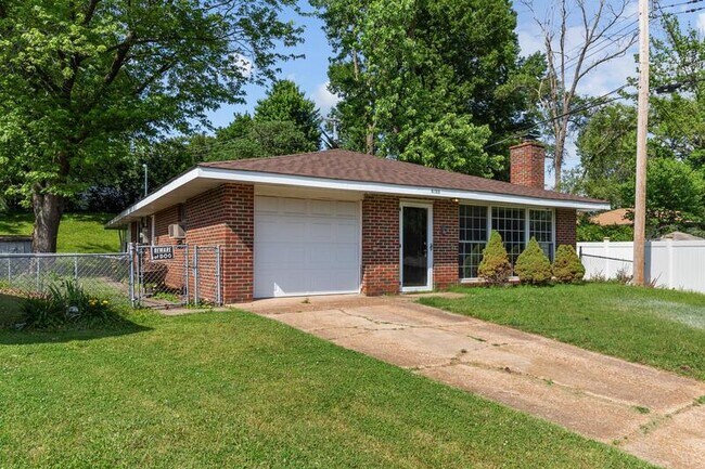 Building Photo - 9105 Brownridge Dr