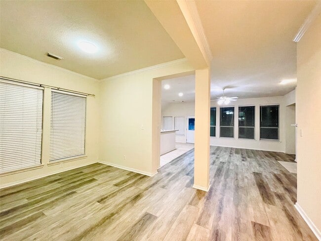Foto del edificio - 26410 Banning Park Ln