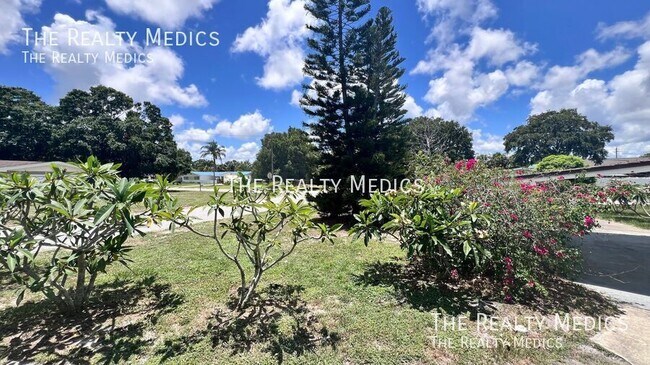 Foto del edificio - 904 Hall St