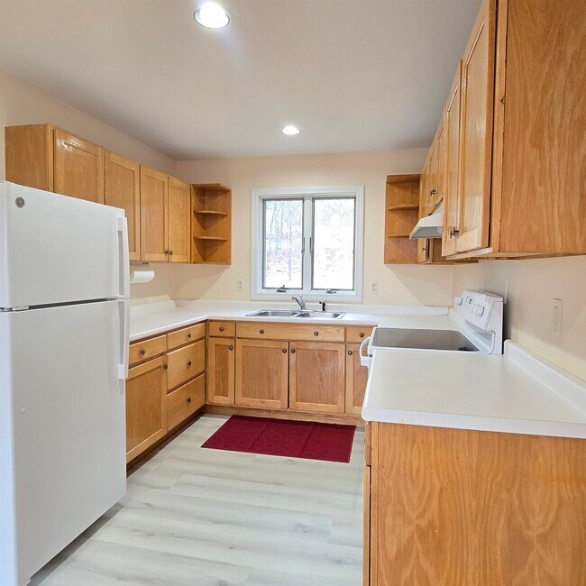 Foto del edificio - 126 Range Rd