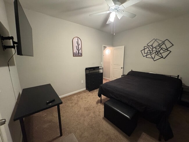 Foto del edificio - 5686 Alta Peak Ct