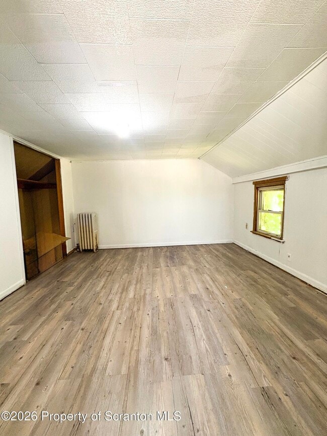 Building Photo - 624 Hemlock St