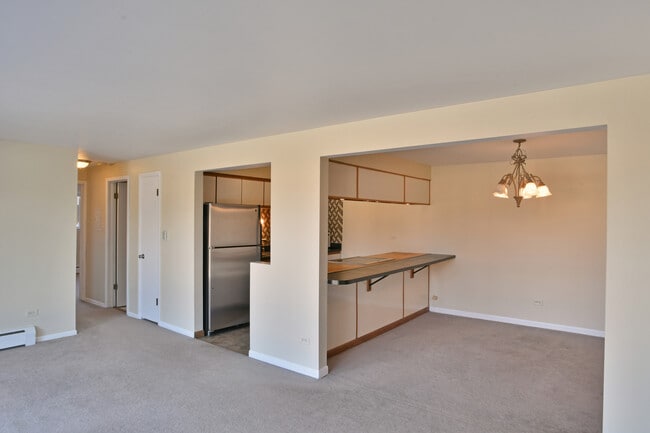 Building Photo - 917 S 8th Ave