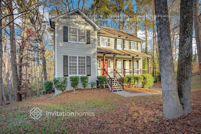 Building Photo - 2312 Marneil Dr NE