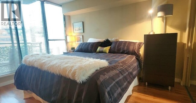 Building Photo - 1778 Alberni St