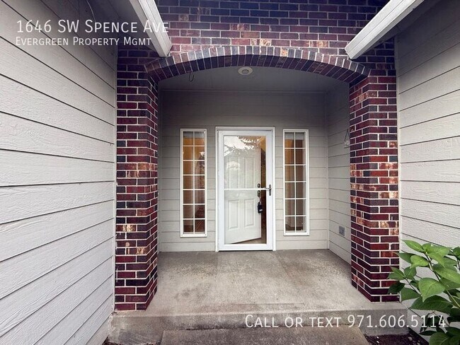 Foto del edificio - 1646 SW Spence Ave