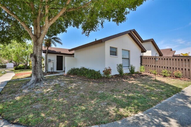 Building Photo - 5201 Bellefield Dr
