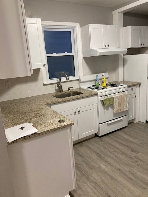 kitchen - 14 Chapman St