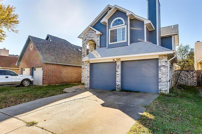 Foto del edificio - 6841 Driffield Cir W