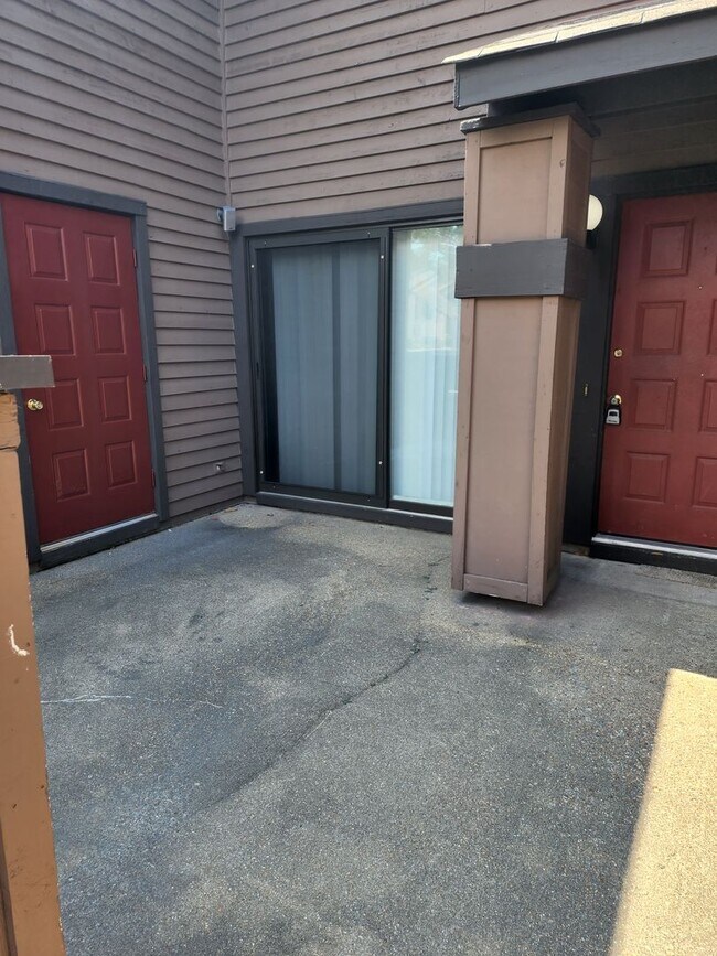 Foto del edificio - Lovely 2 Bedroom Condo in Virginia Beach