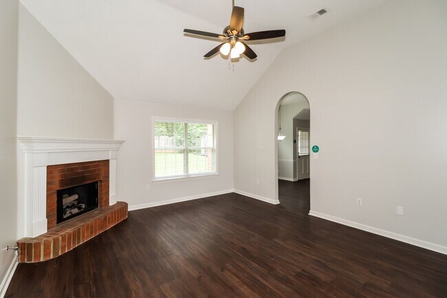 Foto del edificio - 7662 Shadow Glen Ln