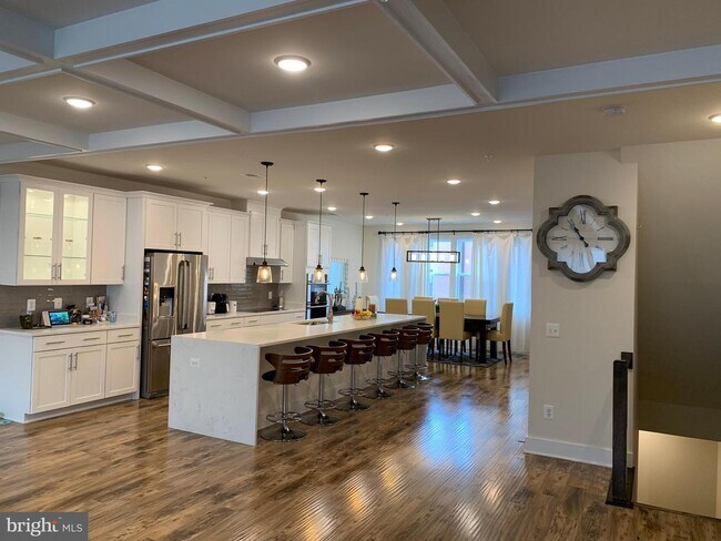 Foto del edificio - 20496 Milbridge Terrace