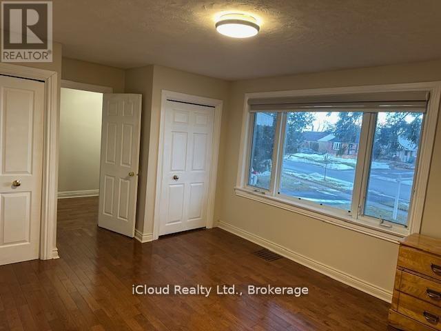 Building Photo - 38 Kawartha Ave