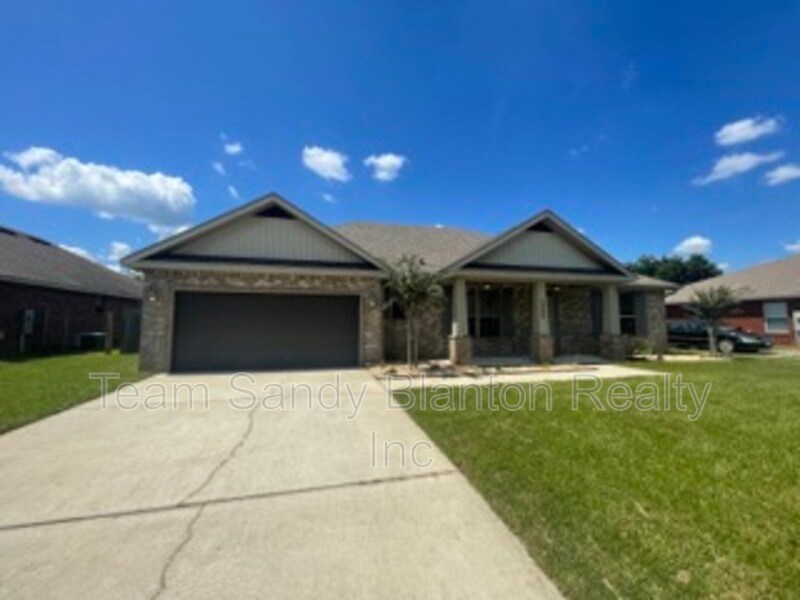 7421 Deck Ln, Pensacola, FL 32526 House Rental in Pensacola, FL