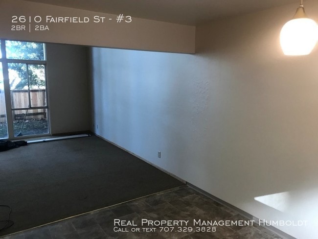 Building Photo - 2610 Fairfield St