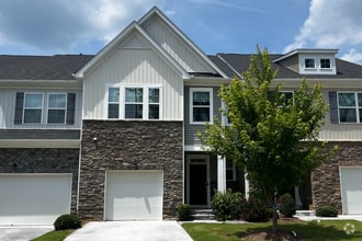 Building Photo - 1414 Southpoint Trl