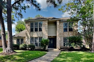 Building Photo - 8427 Burwood Park Dr