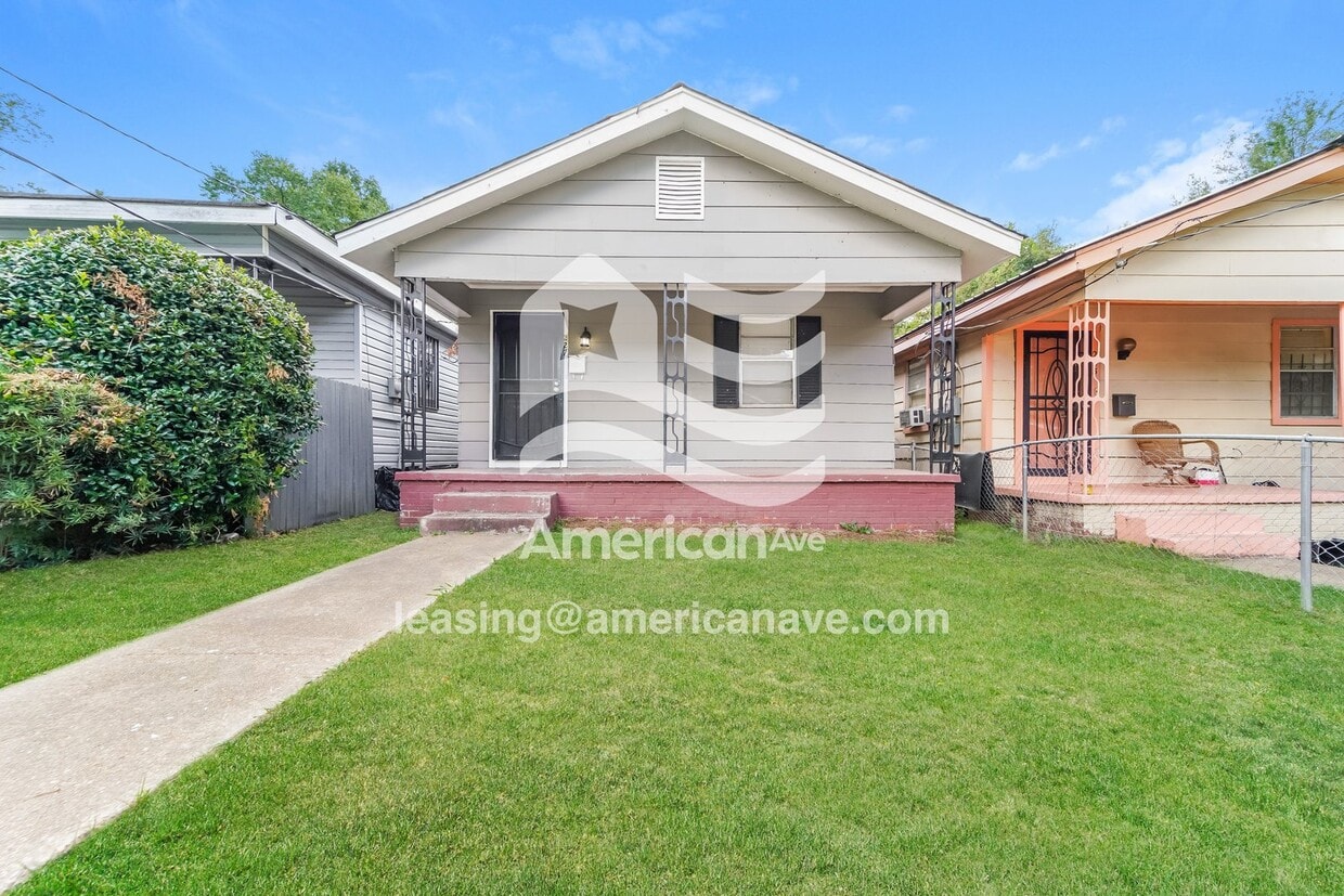 Foto principal - 227 Roosevelt St