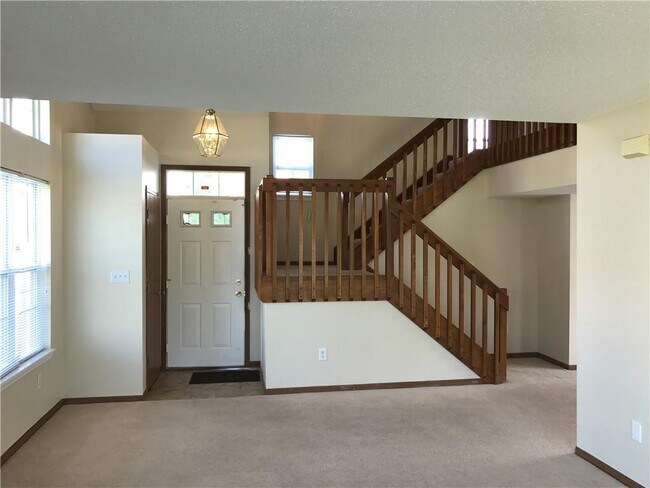 Foto del edificio - 4322 Village Bend Dr