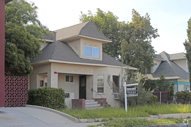 Building Photo - 7246-7248 Bright Ave
