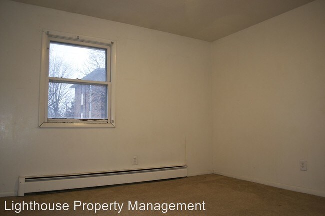 Building Photo - 42 50th St SW