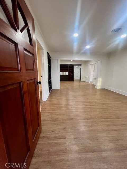 Foto del edificio - 580 W 21st St