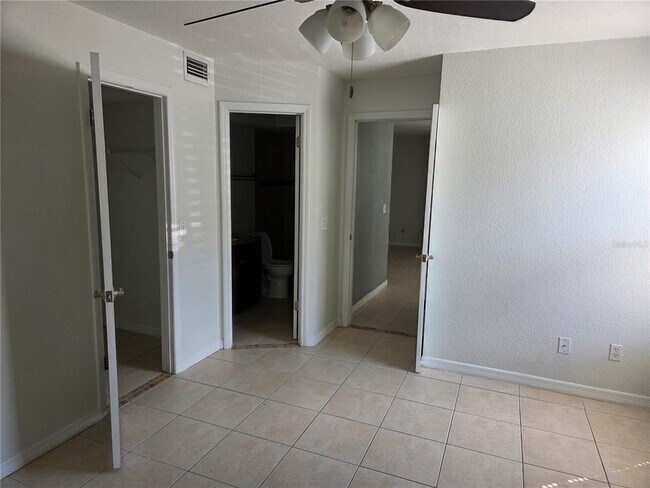 Foto del edificio - 5112 Conroy Rd