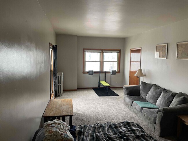 Building Photo - 110 State St